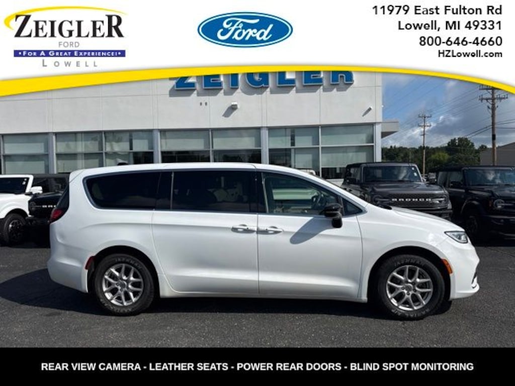 Used 2024 Chrysler Pacifica Touring L Van Passenger Van