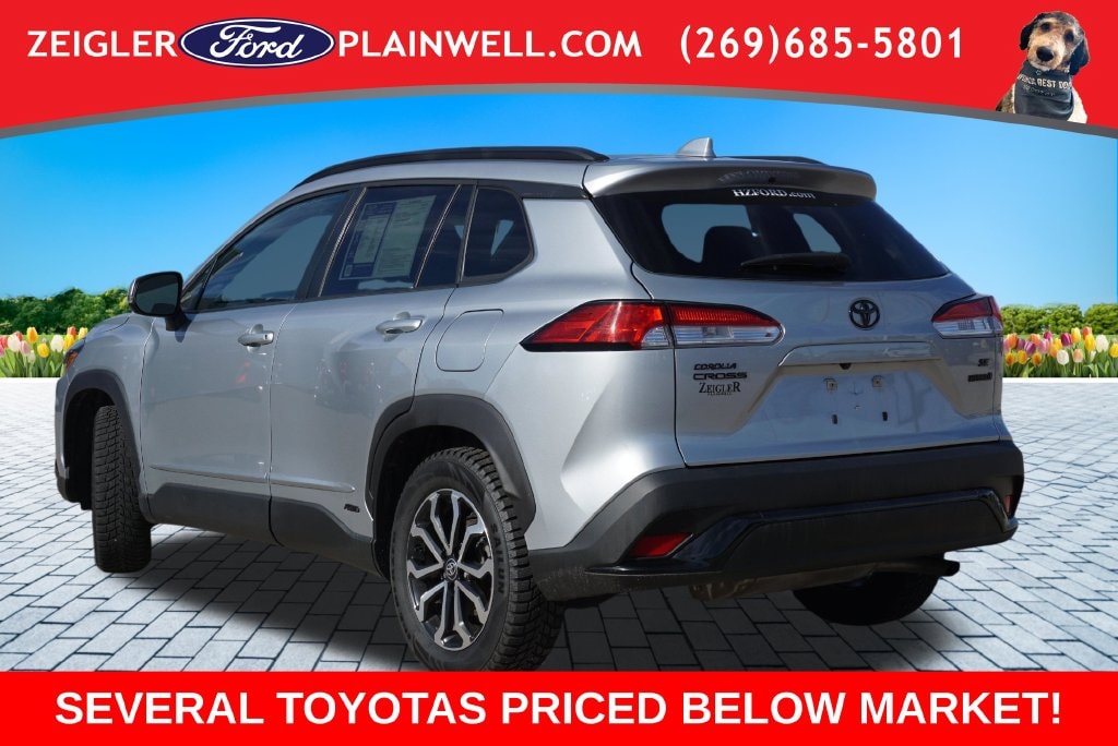 Used 2024 Toyota Corolla Cross Hybrid SE SUV