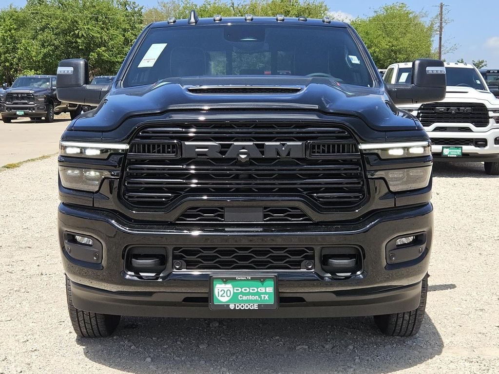 New 2026 Ram 3500 LARAMIE CREW CAB 4X4 8' BOX Pickup