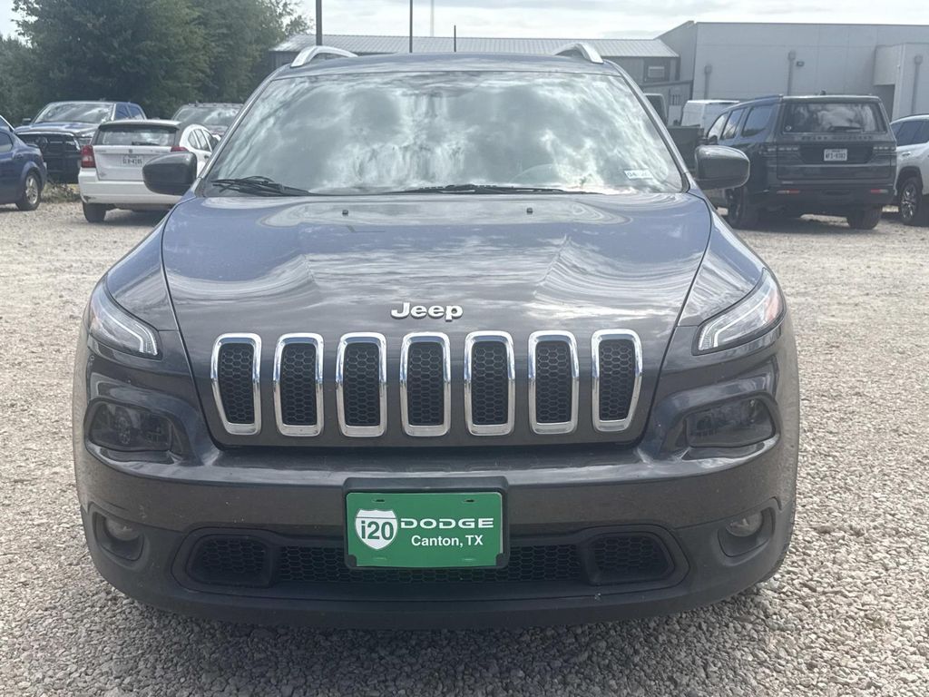 Used 2018 Jeep Cherokee Latitude Plus with VIN 1C4PJLLB9JD513476 for sale in Canton, TX