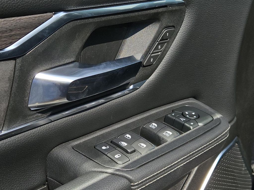 2026 RAM 1500 Laramie - Photo 24