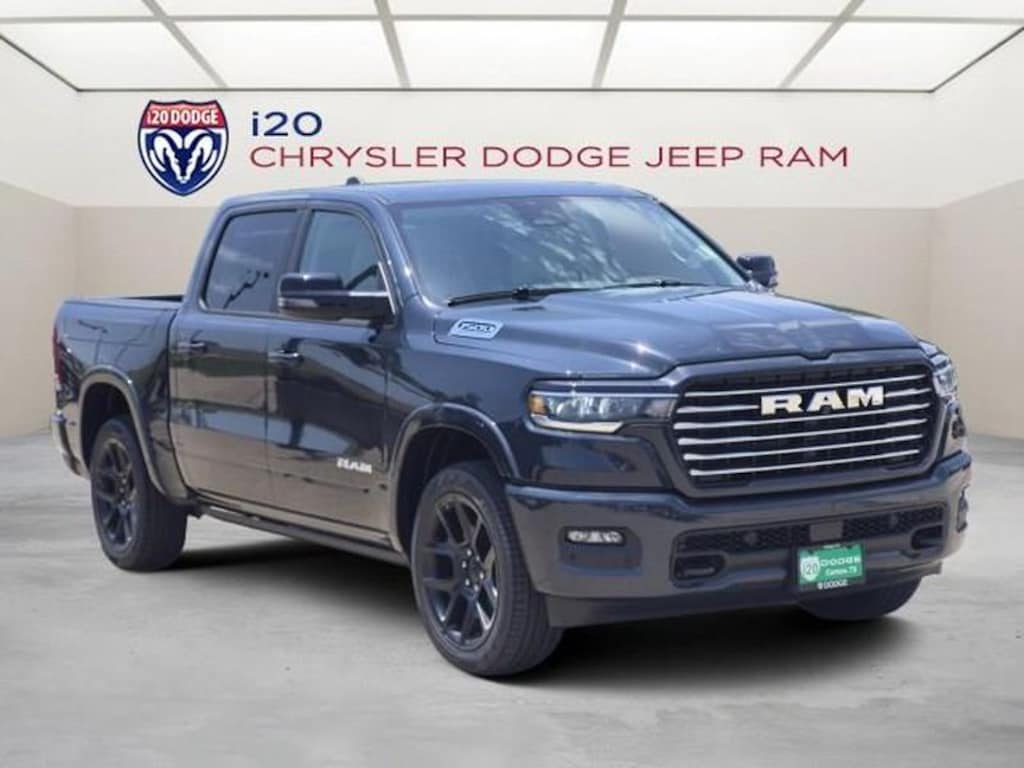 New 2026 Ram 1500 LARAMIE CREW CAB 4X4 5'7 BOX Pickup
