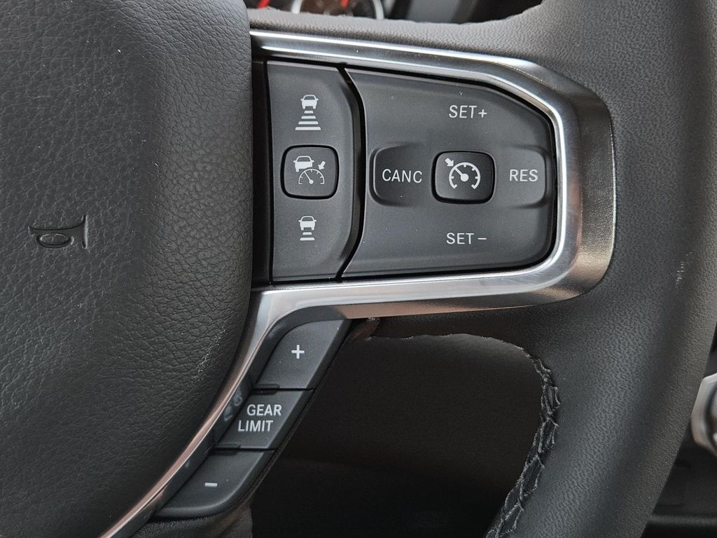 2026 RAM 1500 Laramie - Photo 18