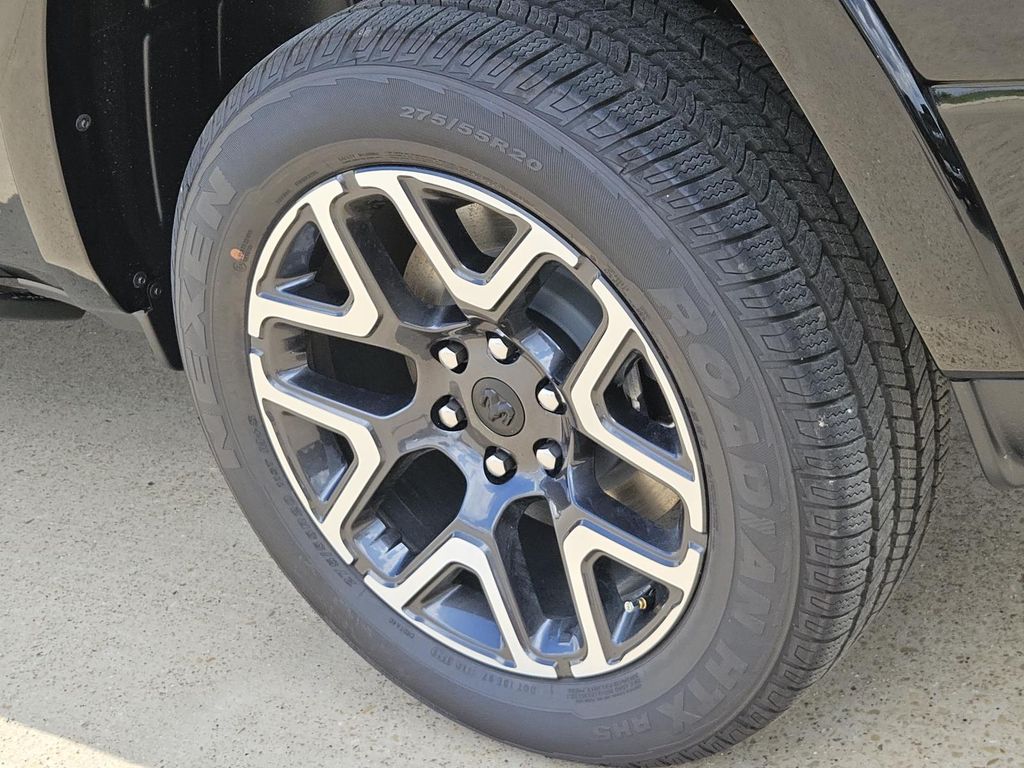 2026 RAM 1500 Laramie - Photo 6