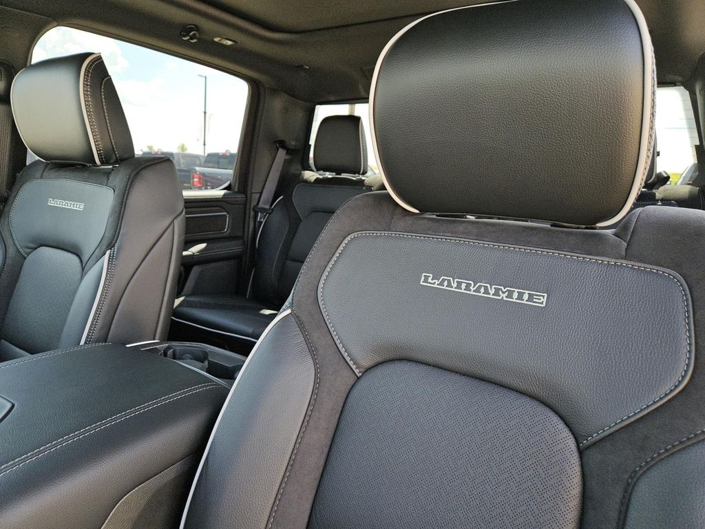 2026 RAM 1500 Laramie - Photo 23