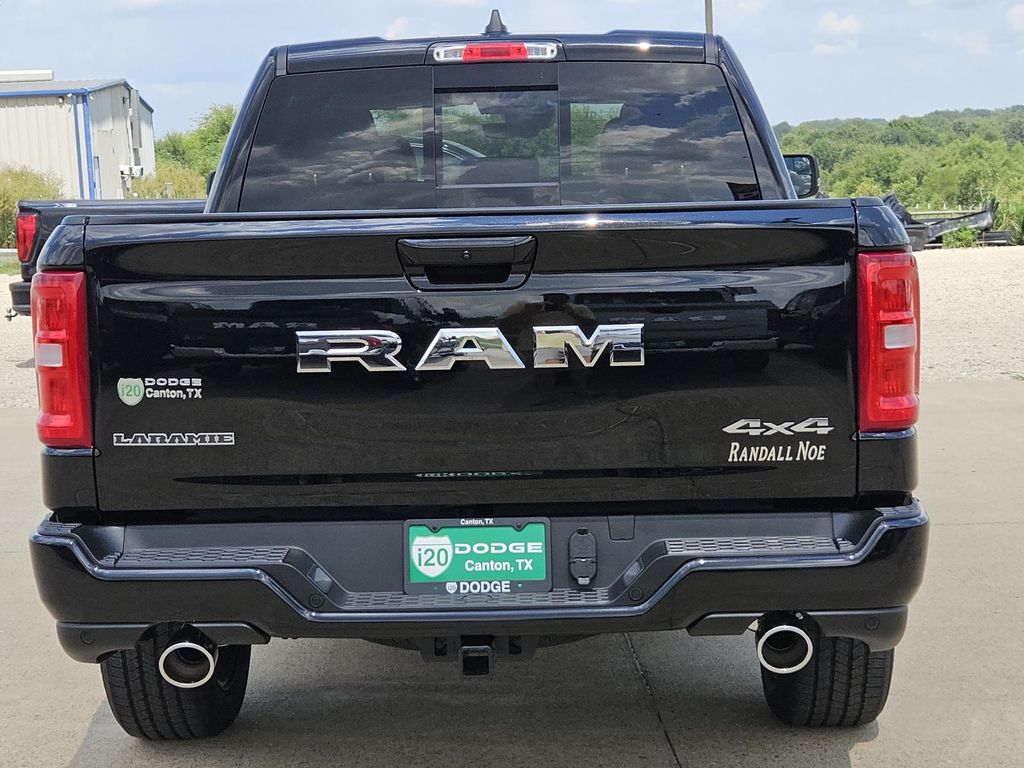 2026 RAM 1500 Laramie - Photo 5