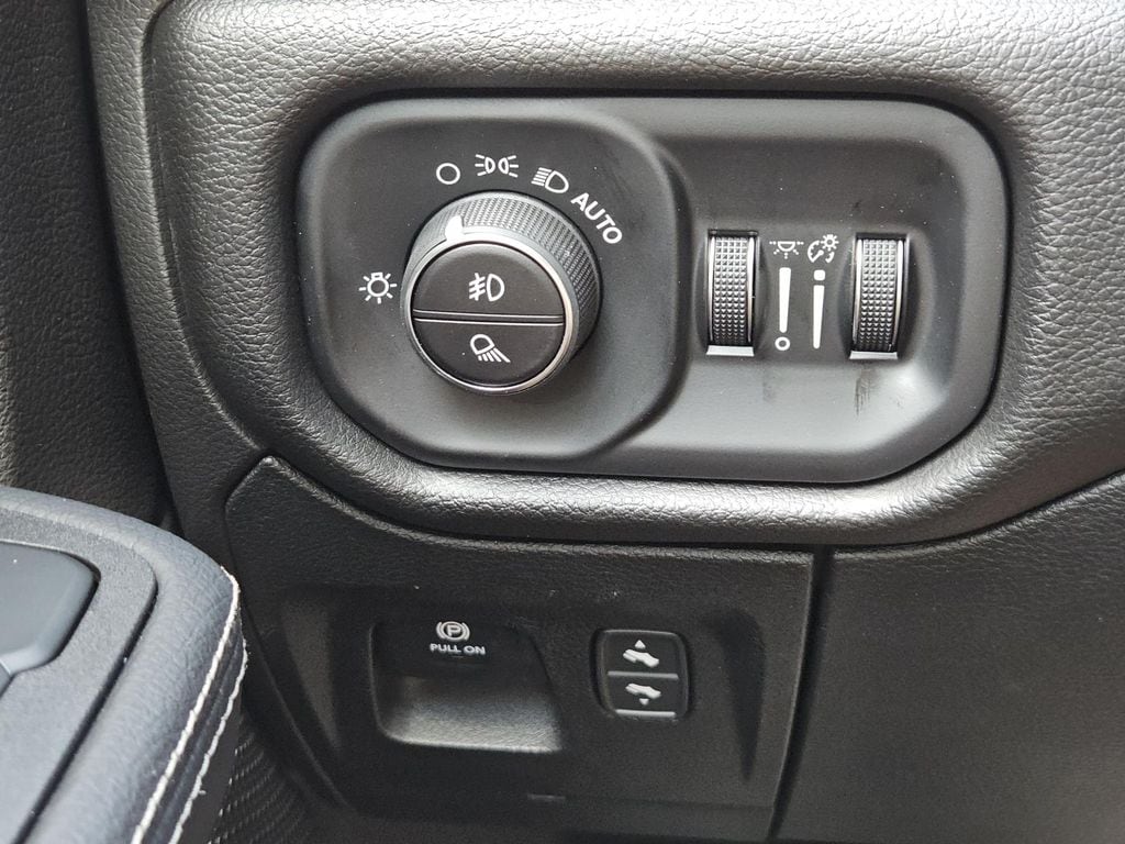 2026 RAM 1500 Laramie - Photo 17