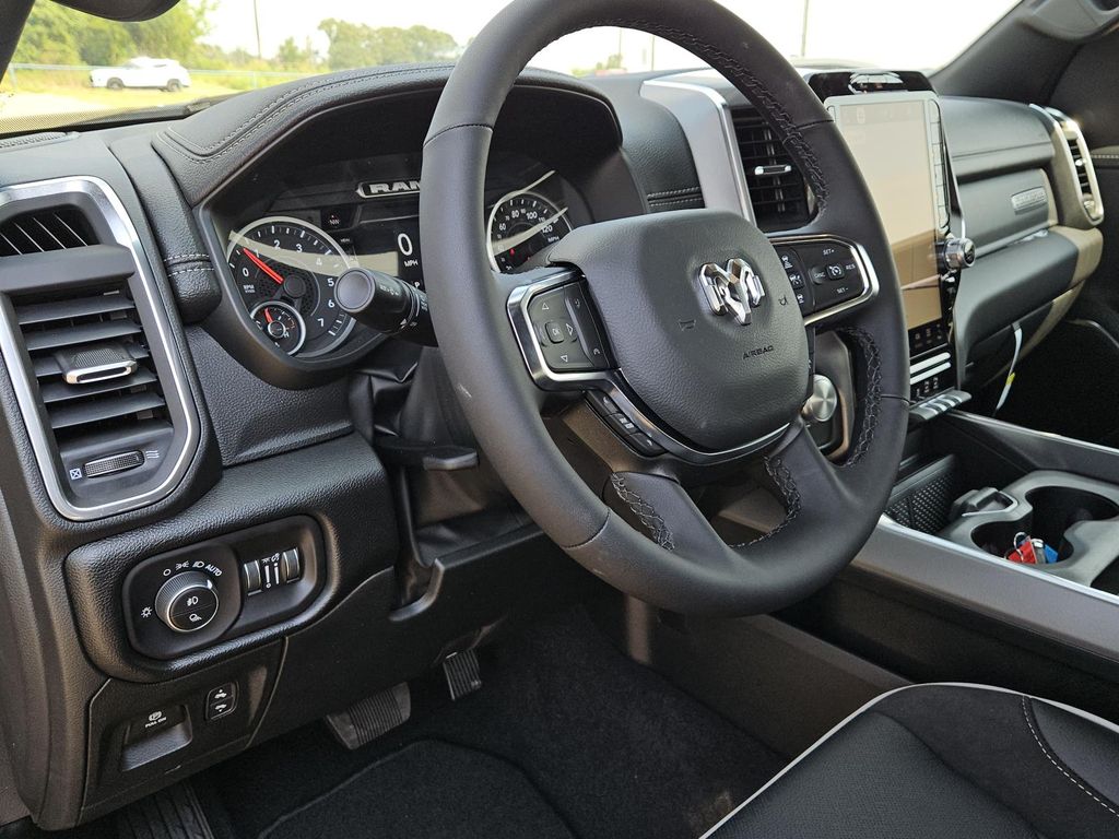 2026 RAM 1500 Laramie - Photo 23