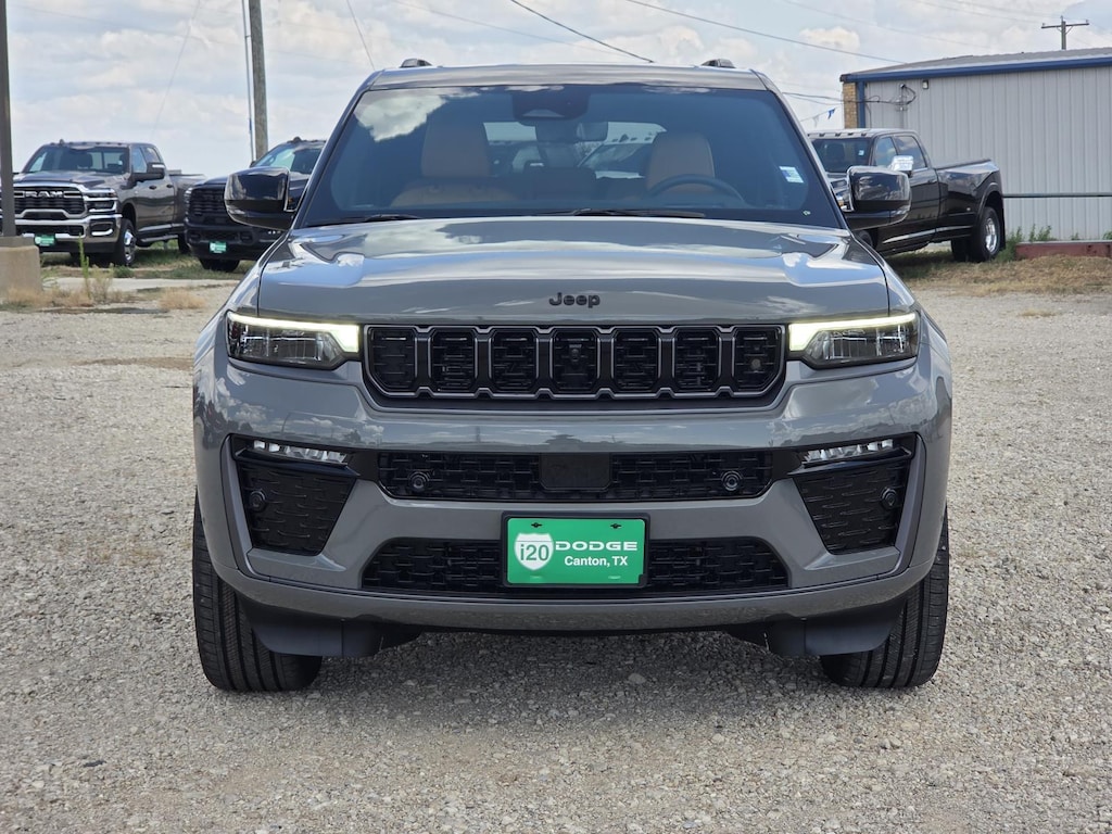 New 2027 Jeep Grand Cherokee SUMMIT 4X4 Sport Utility
