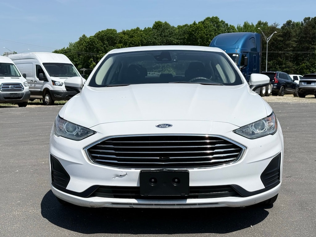 Used 2019 Ford Fusion Hybrid SE Sedan