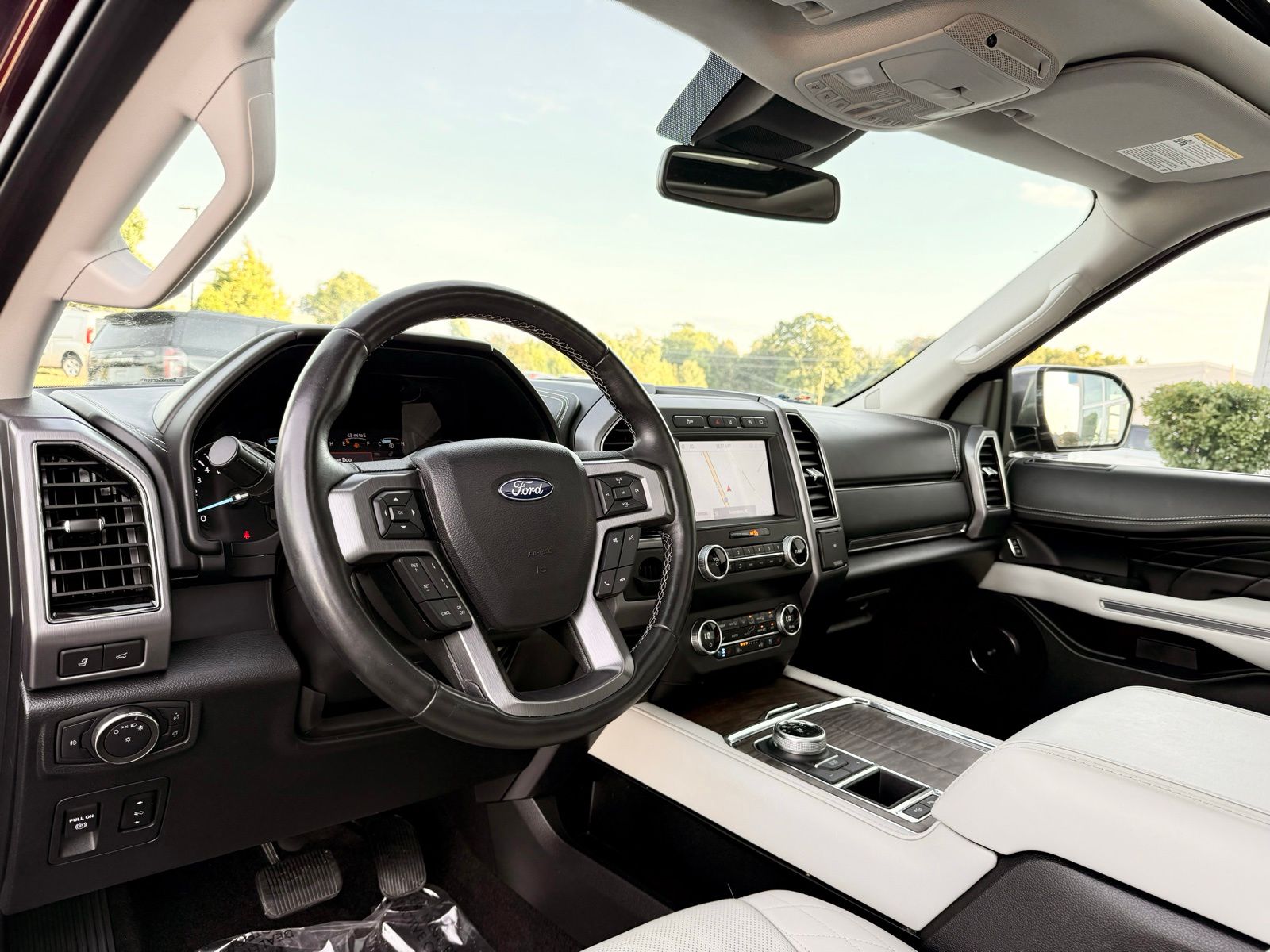 2020 Ford Expedition Platinum - Photo 16