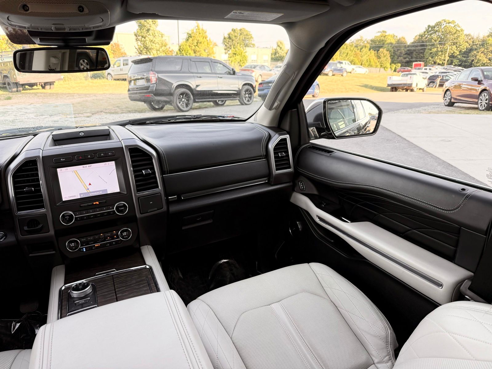 2020 Ford Expedition Platinum - Photo 29