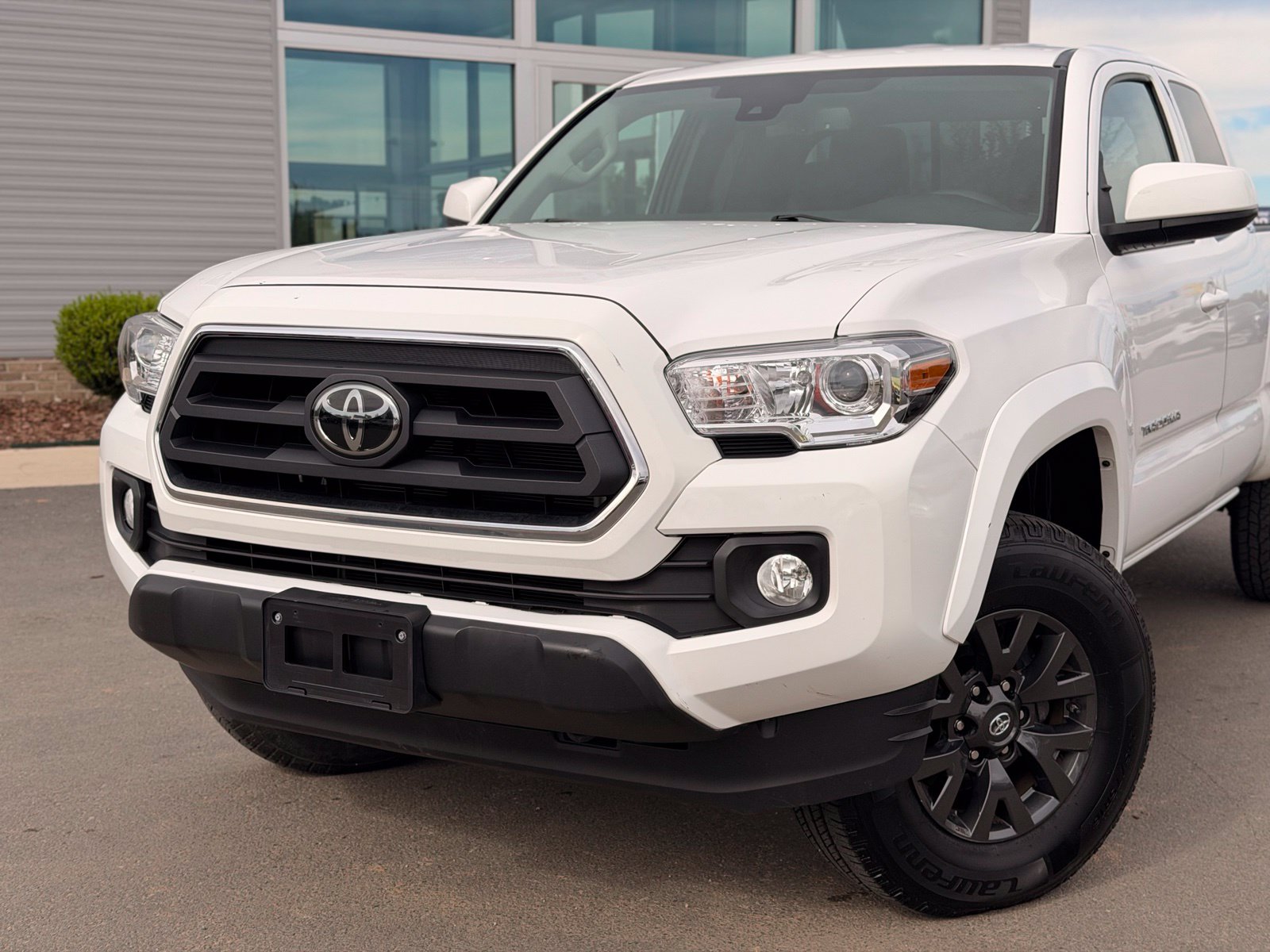 Used 2022 Toyota Tacoma SR5 Truck