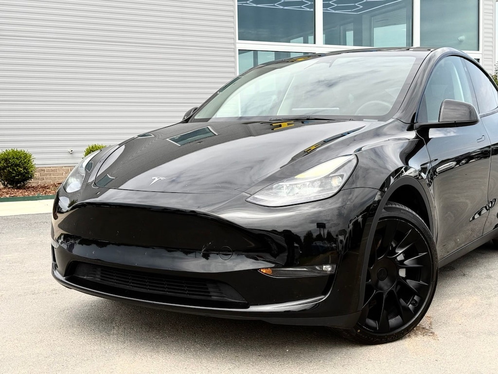 Used 2023 Tesla Model Y Long Range SUV