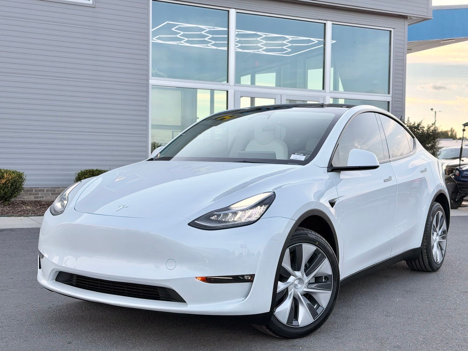 Used 2023 Tesla Model Y Long Range SUV