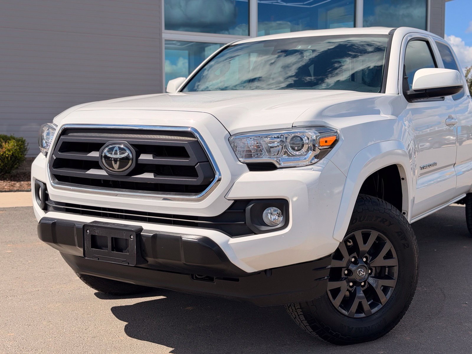 Used 2022 Toyota Tacoma SR5 Truck