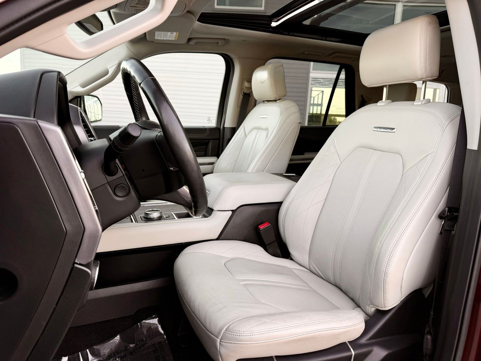 2020 Ford Expedition Platinum - Photo 17