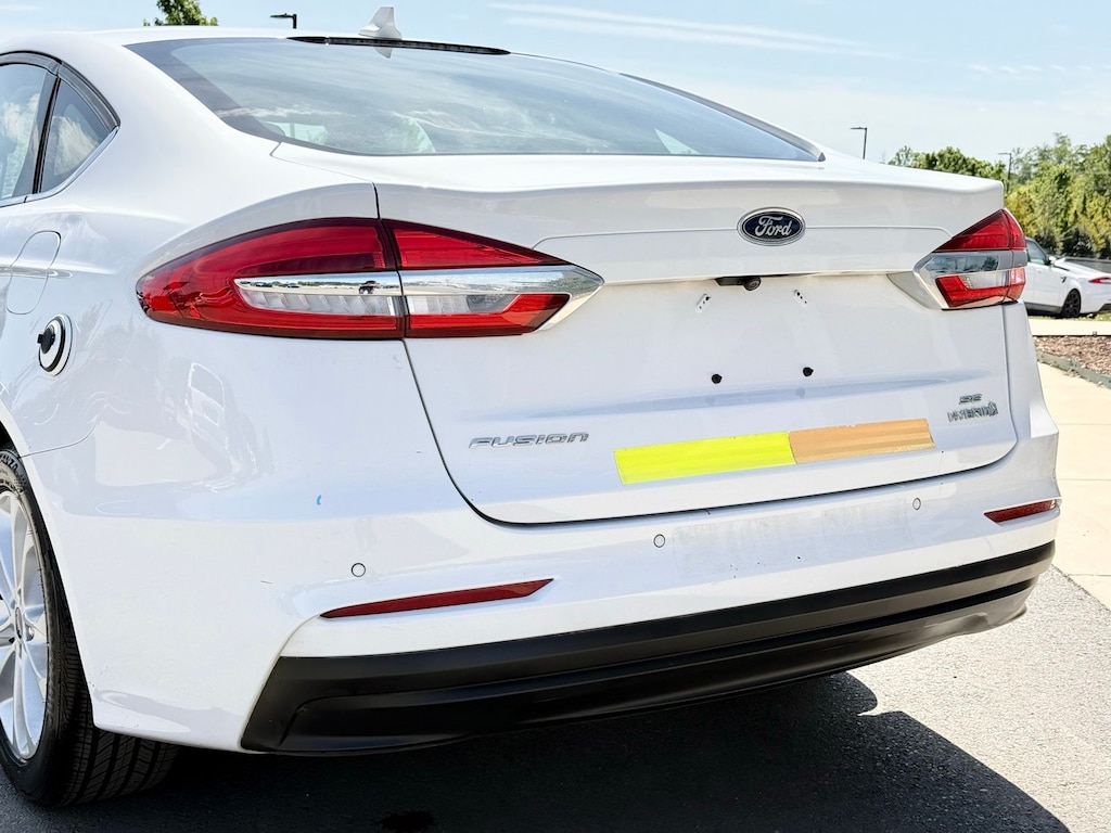 Used 2019 Ford Fusion Hybrid SE Sedan
