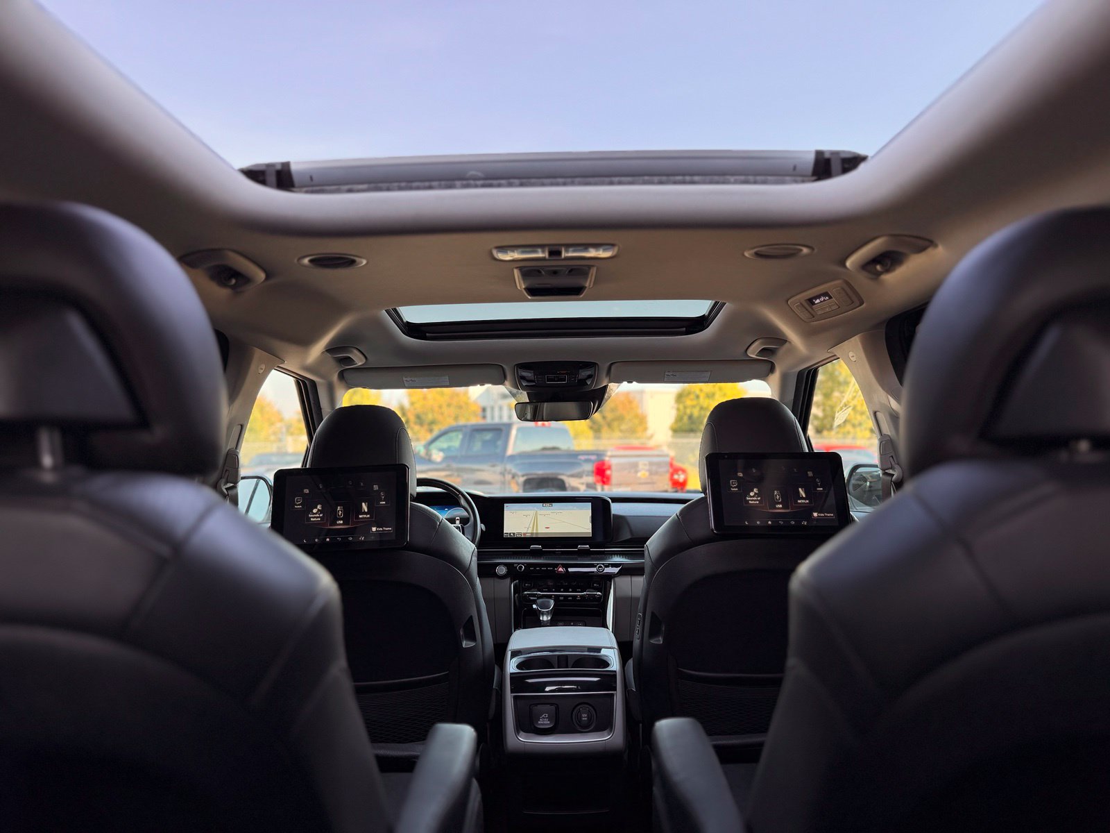 Used 2022 Kia Carnival SX Prestige Minivan/Van