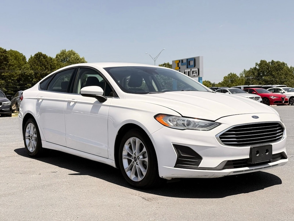 Used 2019 Ford Fusion Hybrid SE Sedan