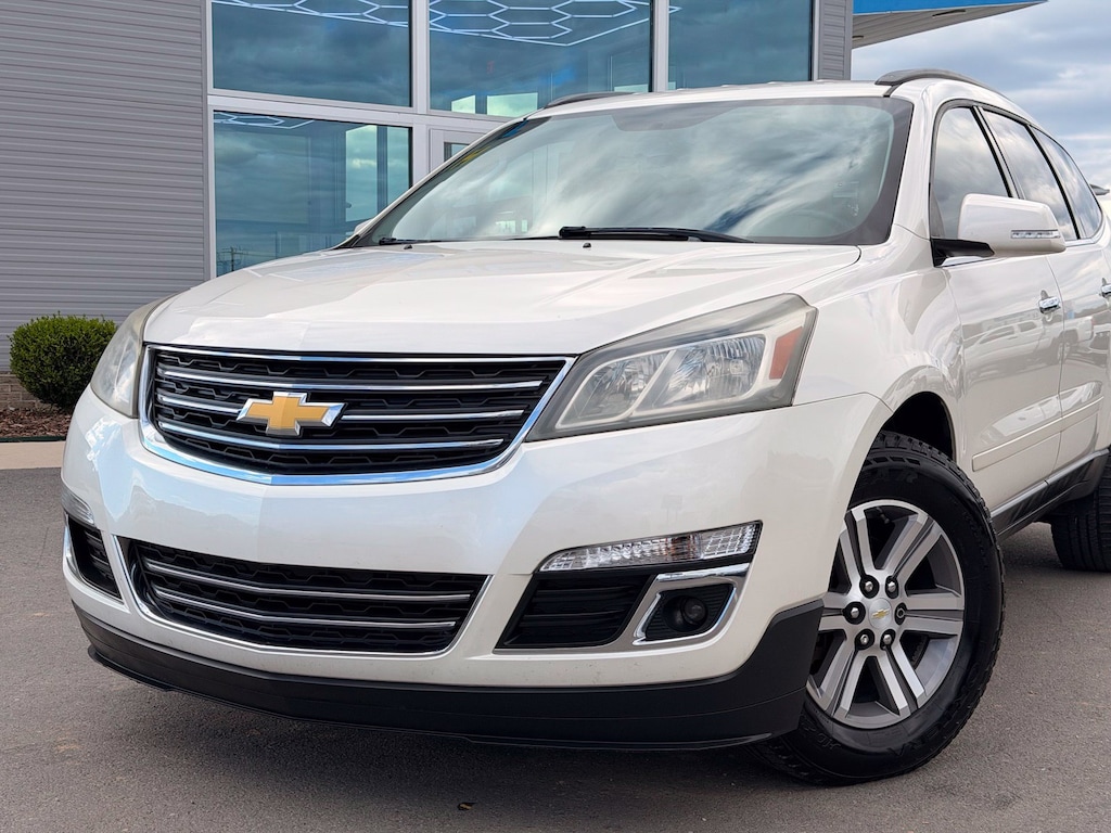 Used 2015 Chevrolet Traverse LT SUV