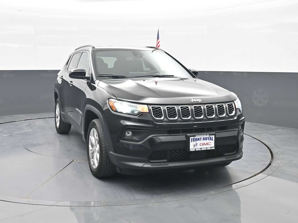 Used 2024 Jeep Compass Latitude