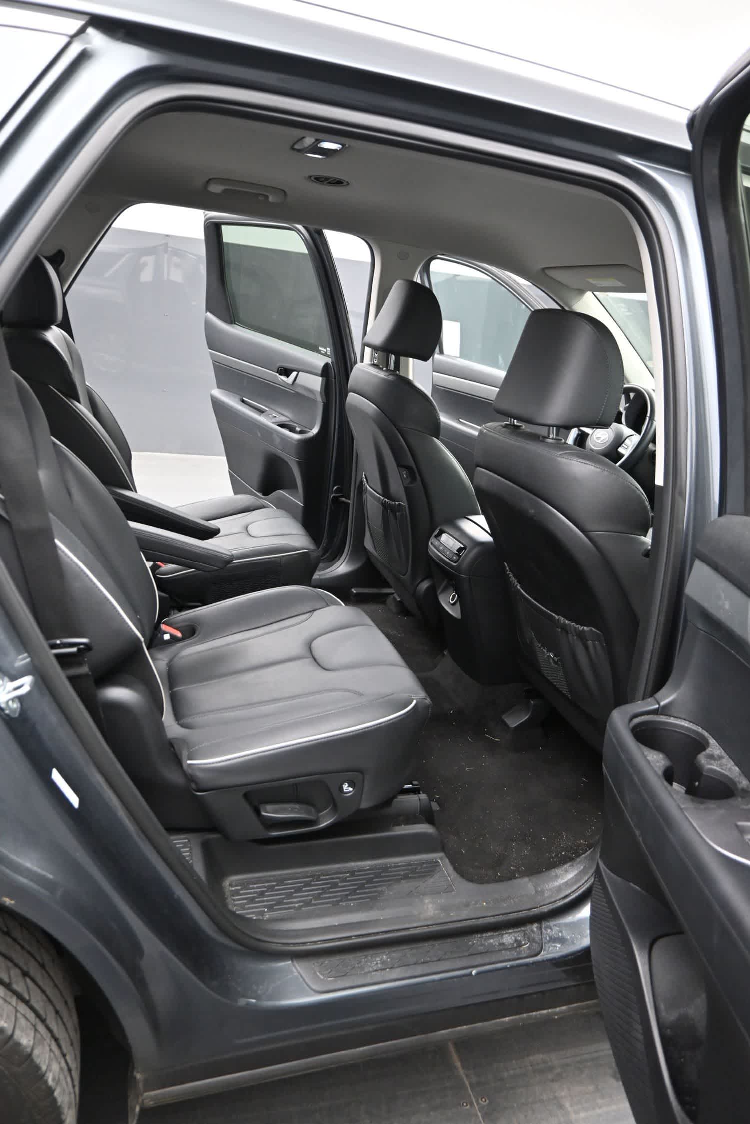 2025 Hyundai Palisade SEL - Photo 17