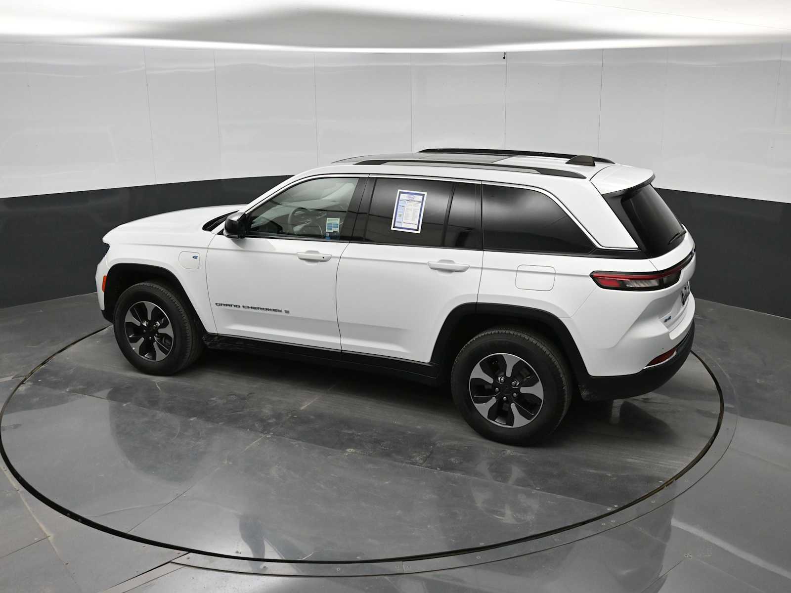 2024 Jeep Grand Cherokee 4xe - Photo 28