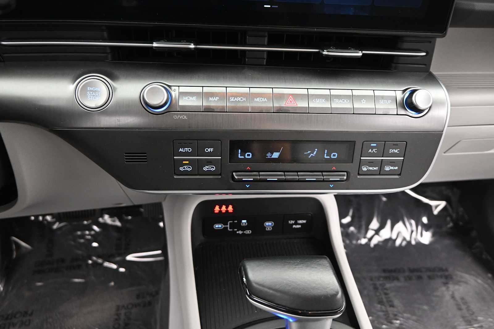2024 Hyundai Kona SEL - Photo 23