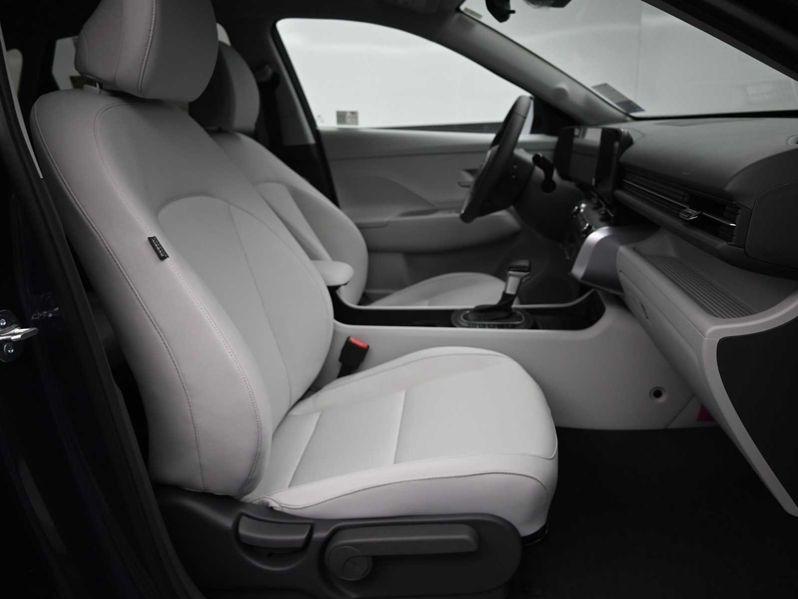 2026 Hyundai Kona SEL Sport - Photo 11