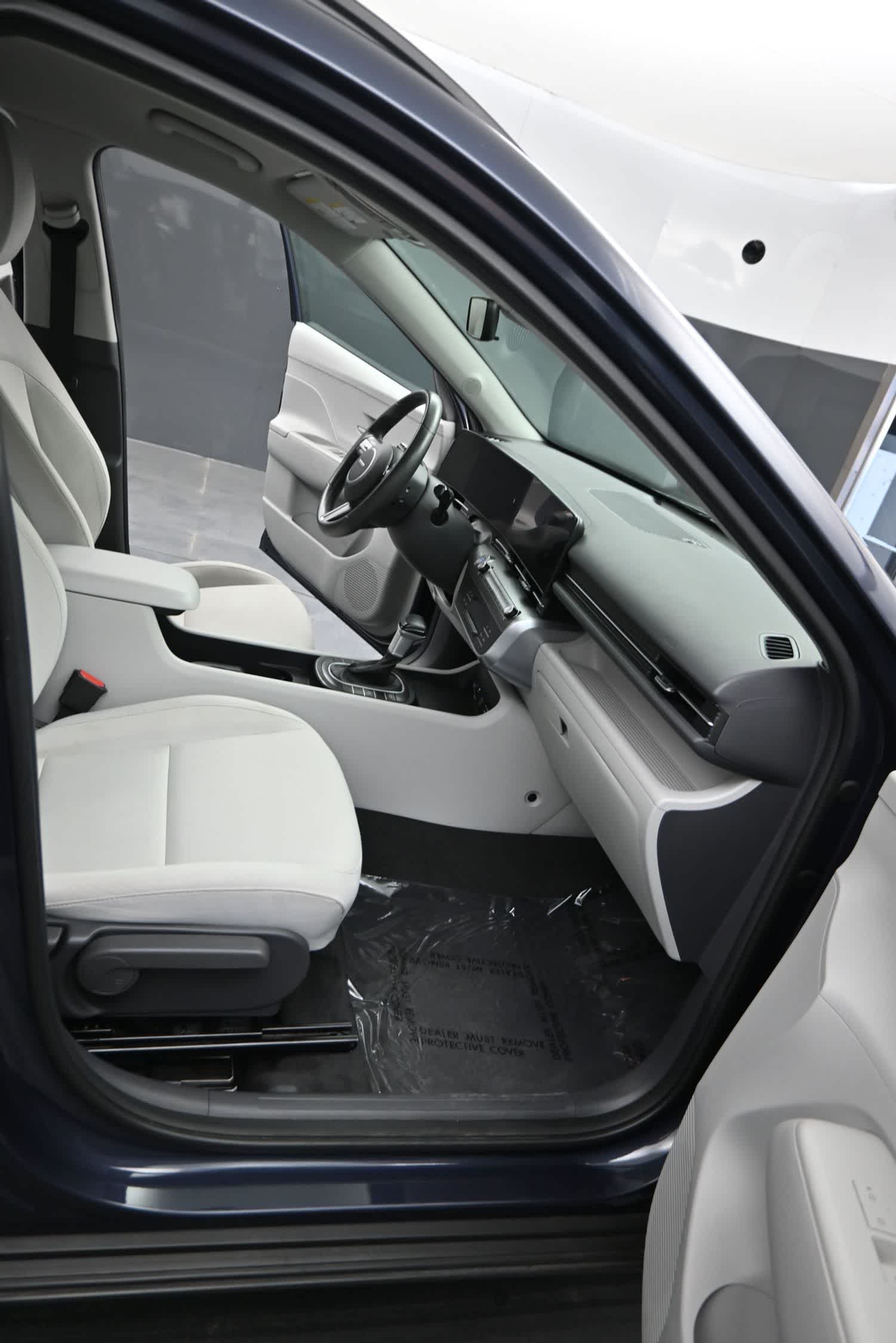 2024 Hyundai Kona SEL - Photo 18