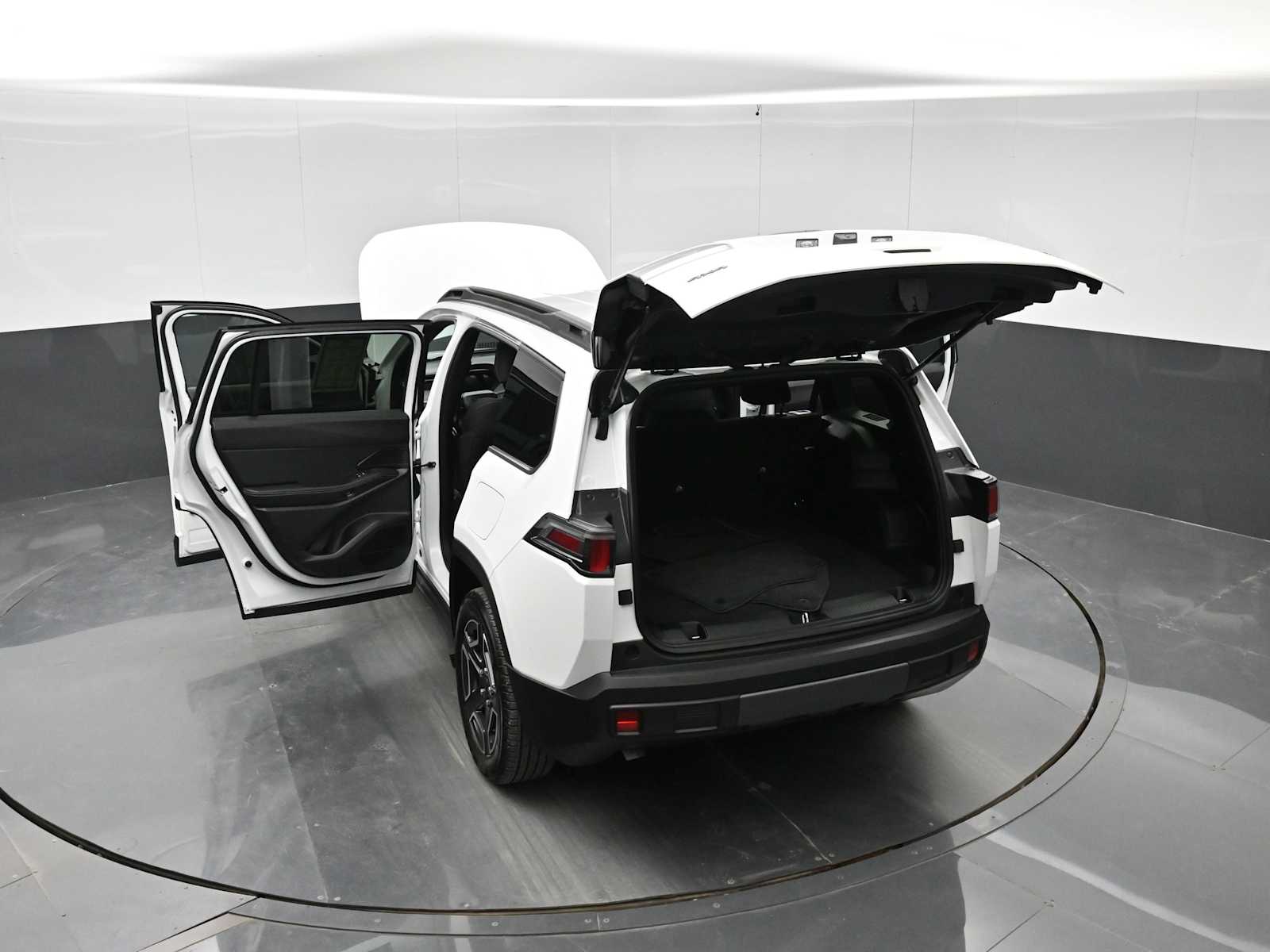 2026 Jeep Cherokee Laredo - Photo 34