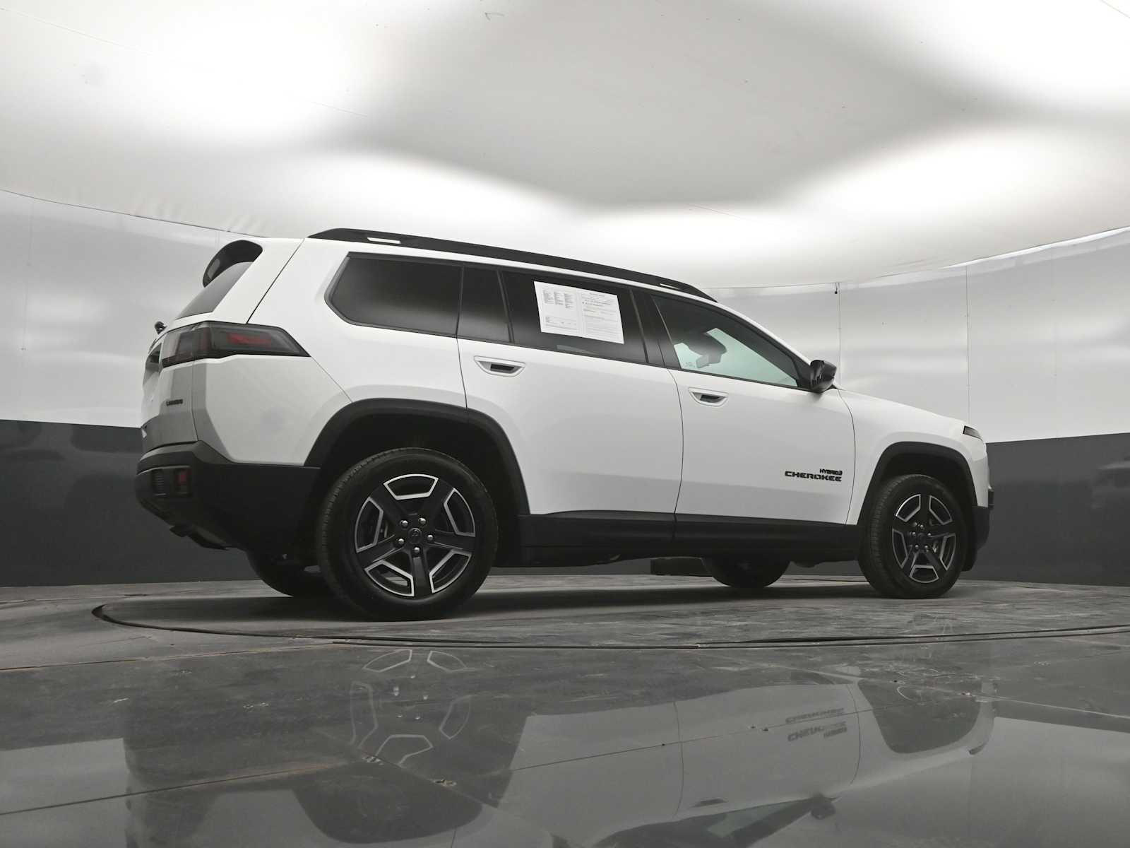 2026 Jeep Cherokee Laredo - Photo 32