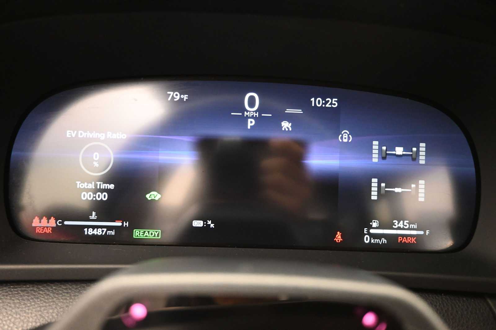 2025 Toyota Crown Signia Limited - Photo 18