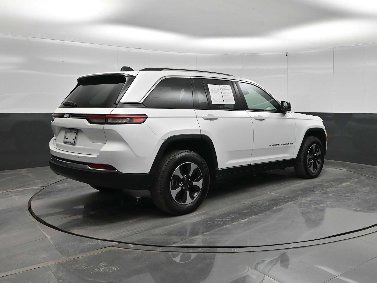 2024 Jeep Grand Cherokee 4xe - Photo 7