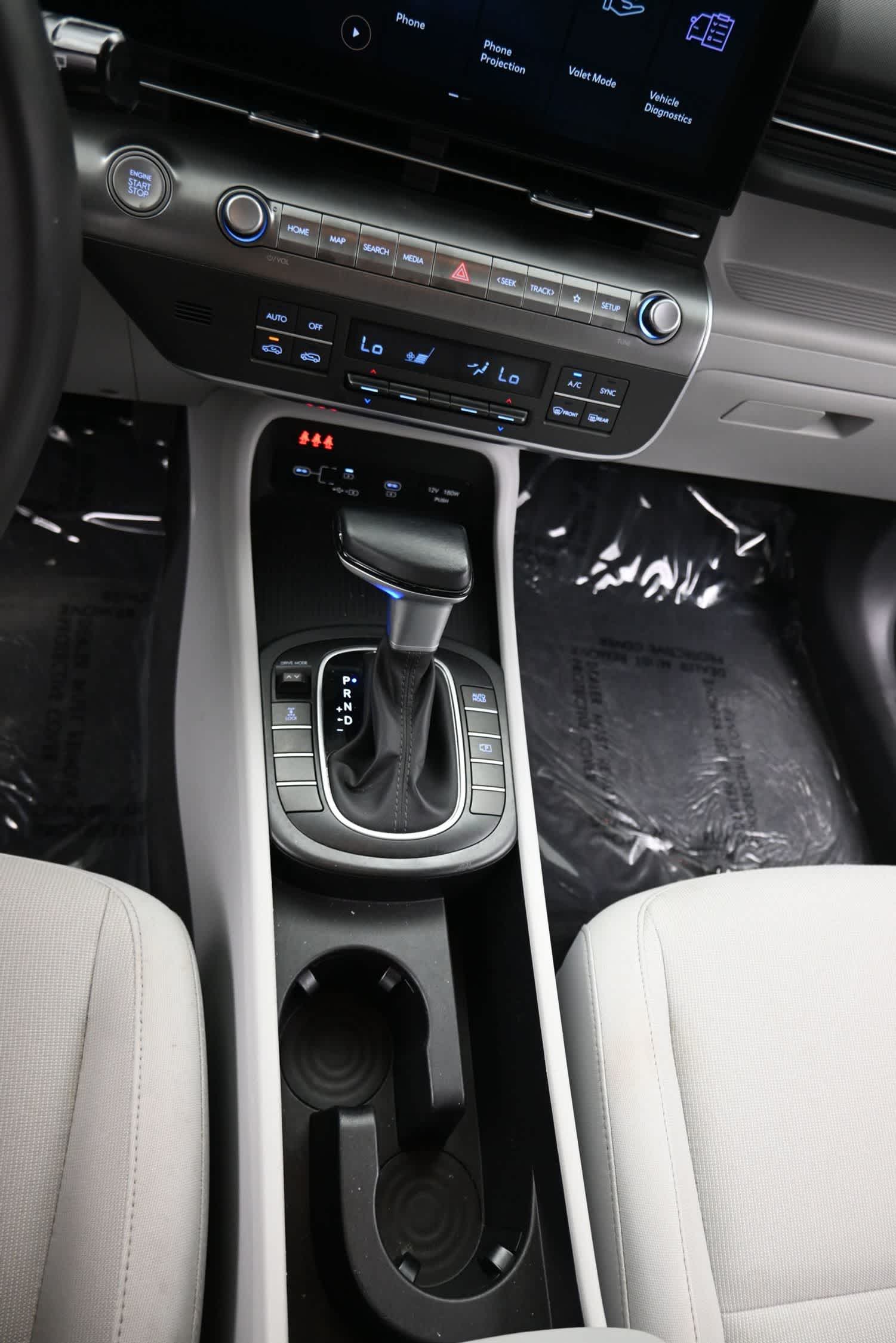2024 Hyundai Kona SEL - Photo 25