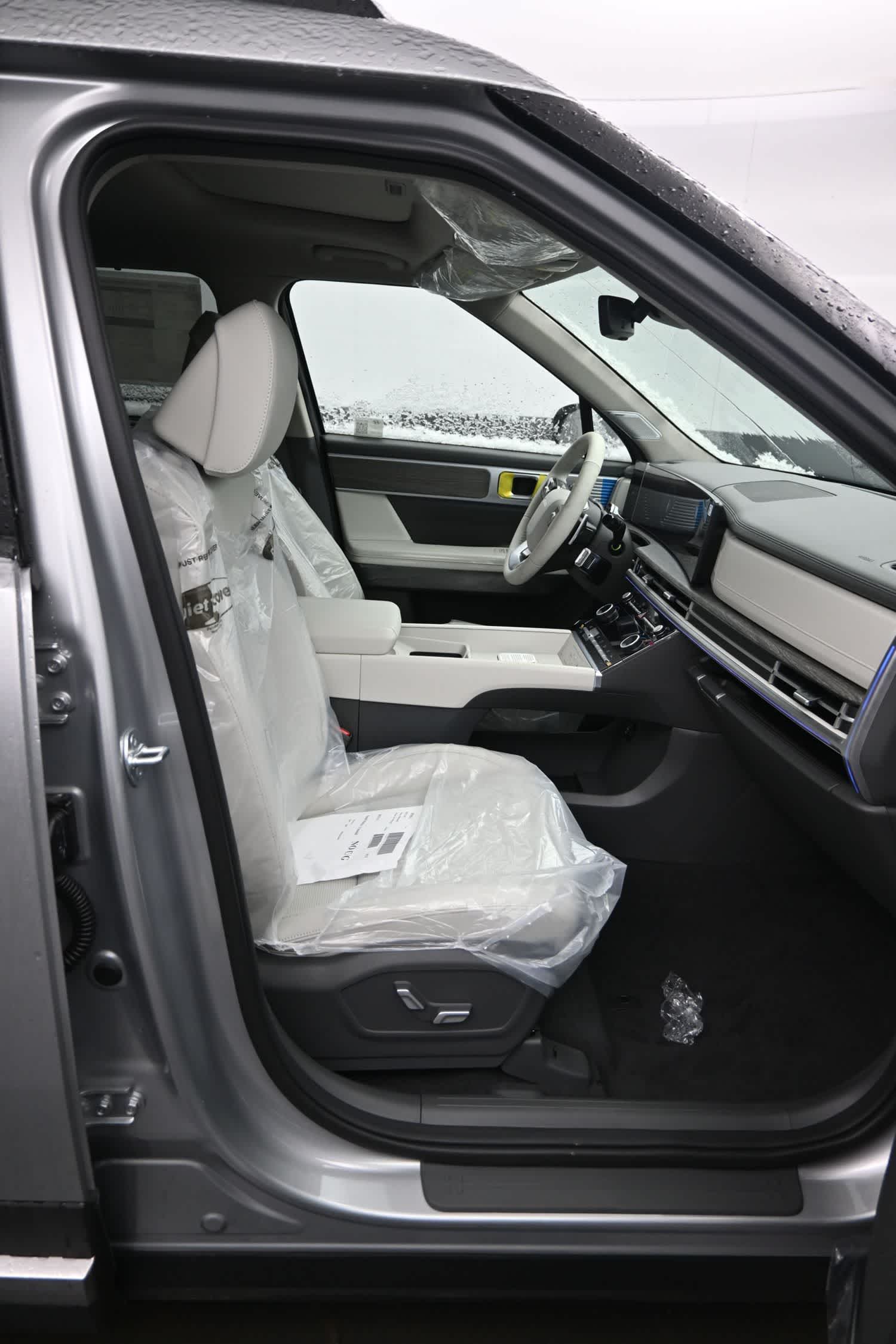 2026 Hyundai Santa Fe Limited - Photo 11