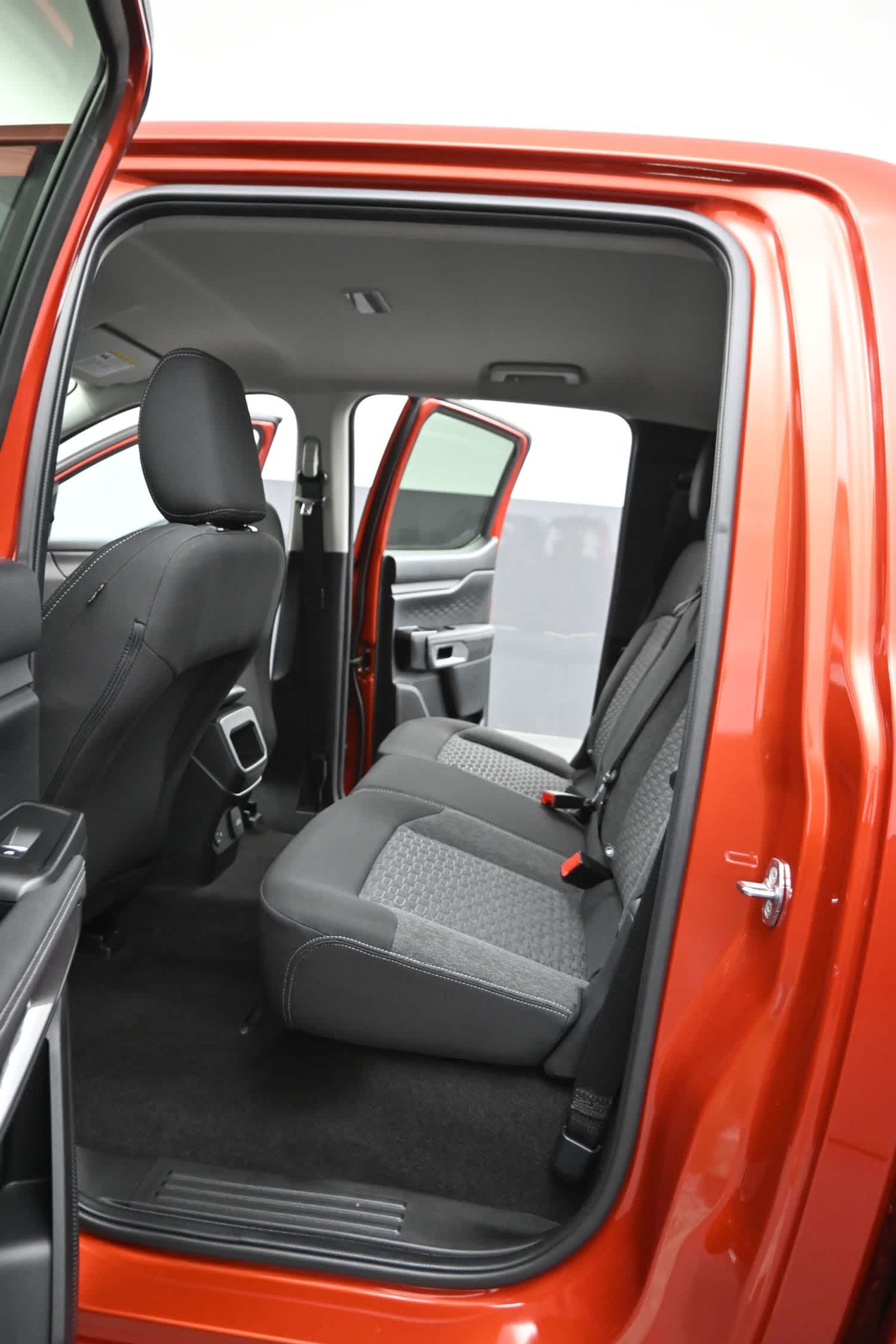 2024 Ford Ranger XLT - Photo 16