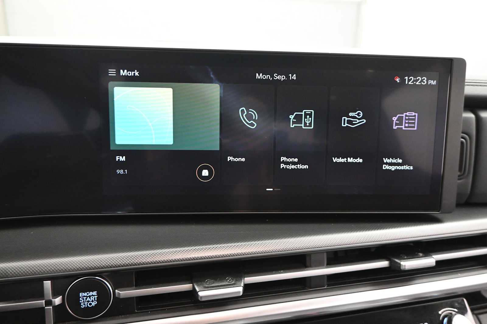 2025 Hyundai Santa Fe SEL - Photo 23