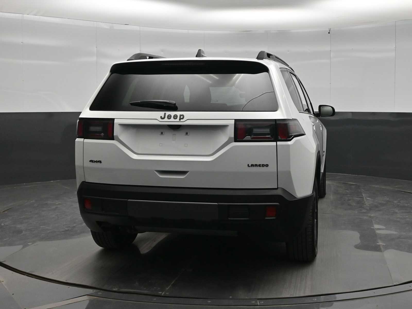 2026 Jeep Cherokee Laredo - Photo 6
