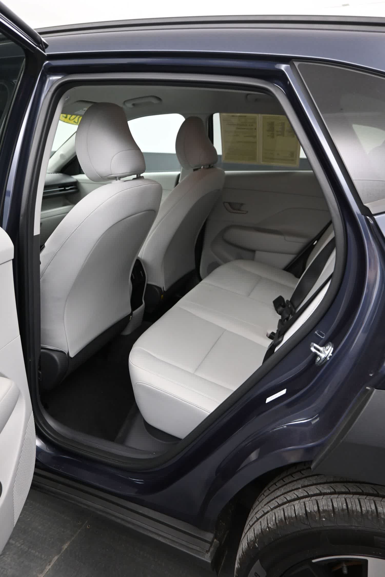 2024 Hyundai Kona SEL - Photo 13