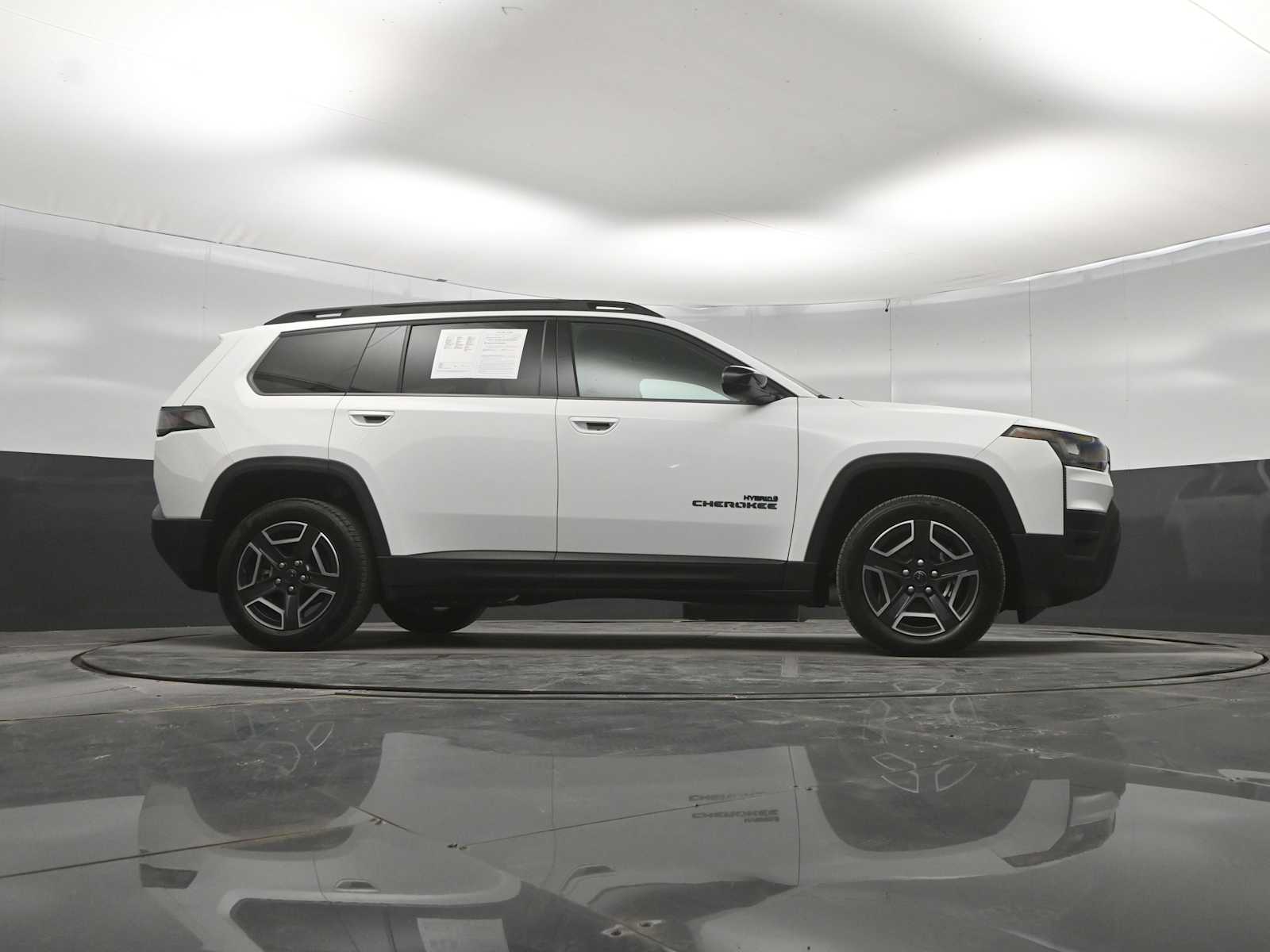2026 Jeep Cherokee Laredo - Photo 33