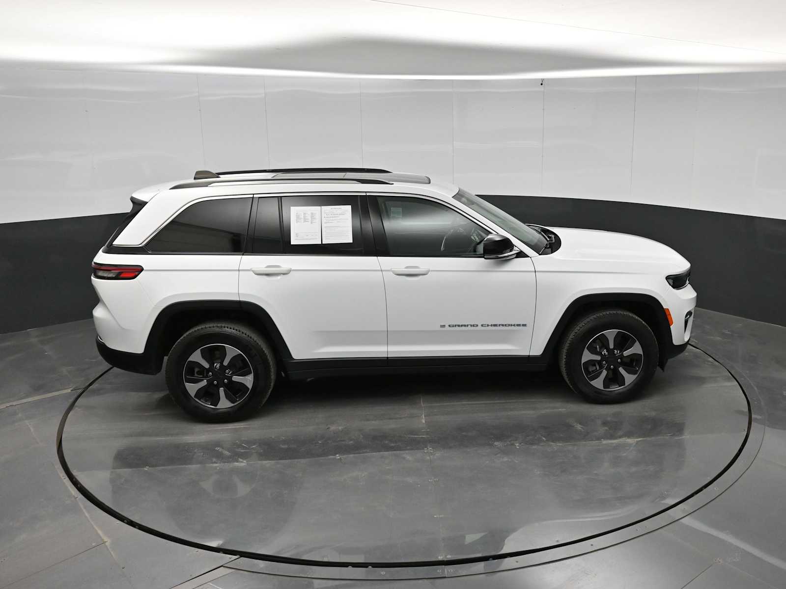 2024 Jeep Grand Cherokee 4xe - Photo 32