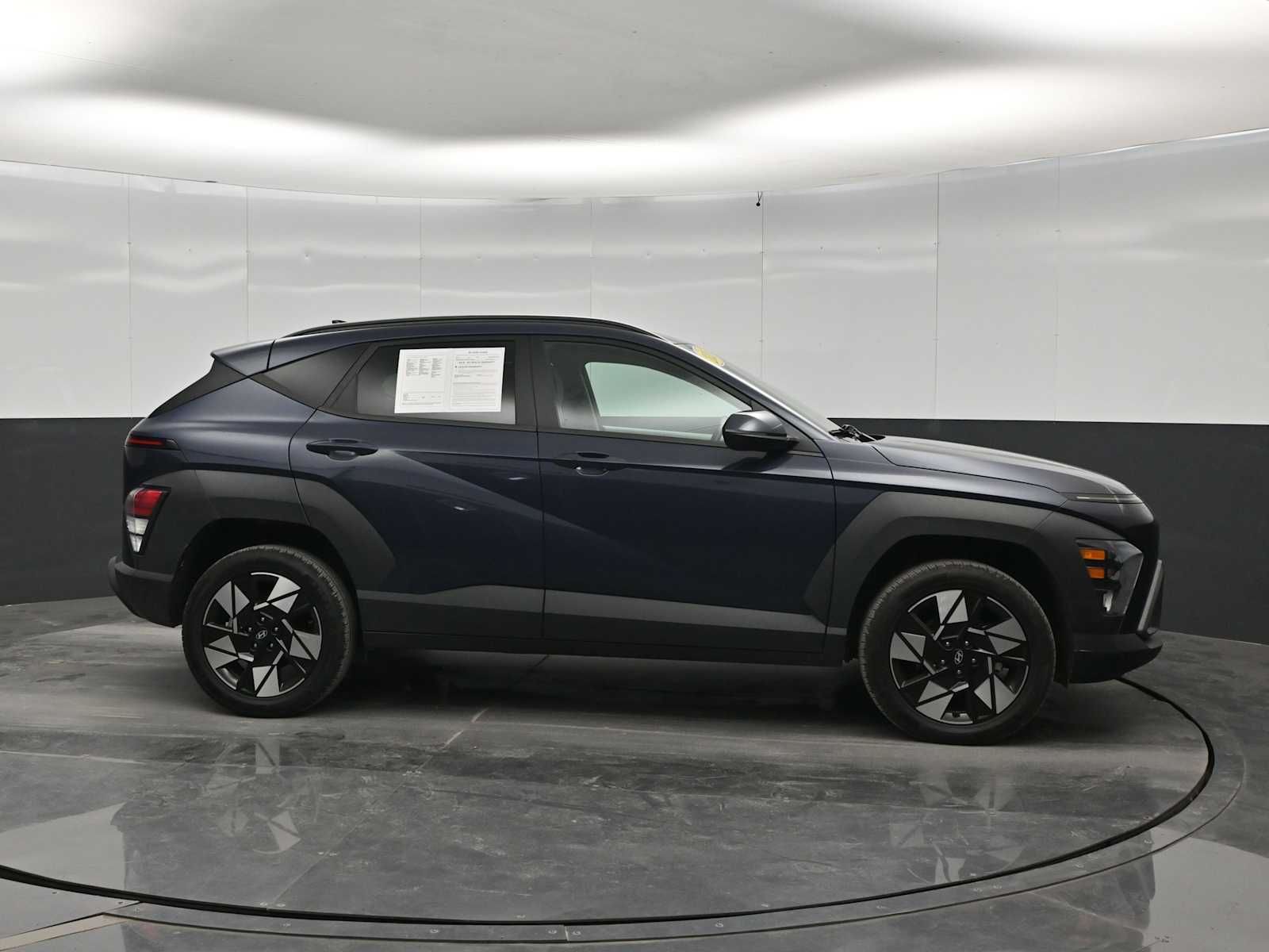 2024 Hyundai Kona SEL - Photo 9