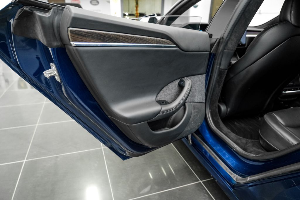 2023 Tesla Model S Base - Photo 35