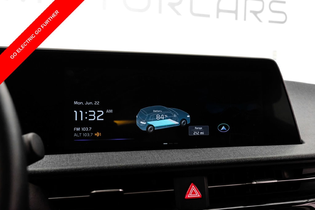 2023 Kia EV6 Wind - Photo 32