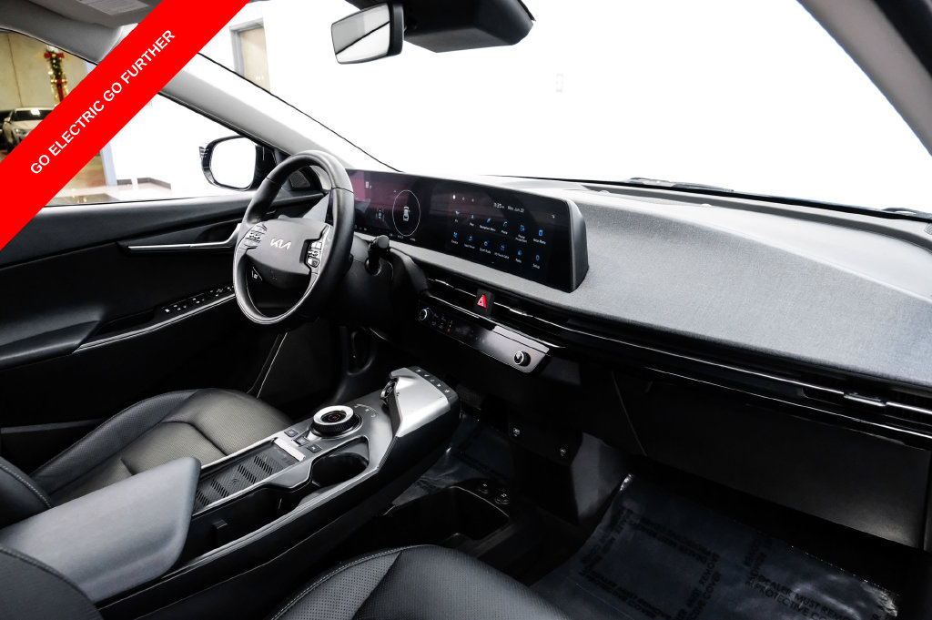 2023 Kia EV6 Wind - Photo 12