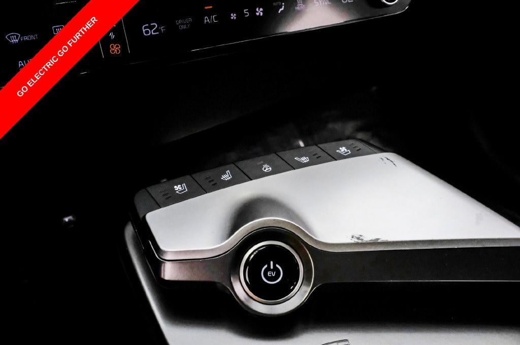 2023 Kia EV6 Wind - Photo 23