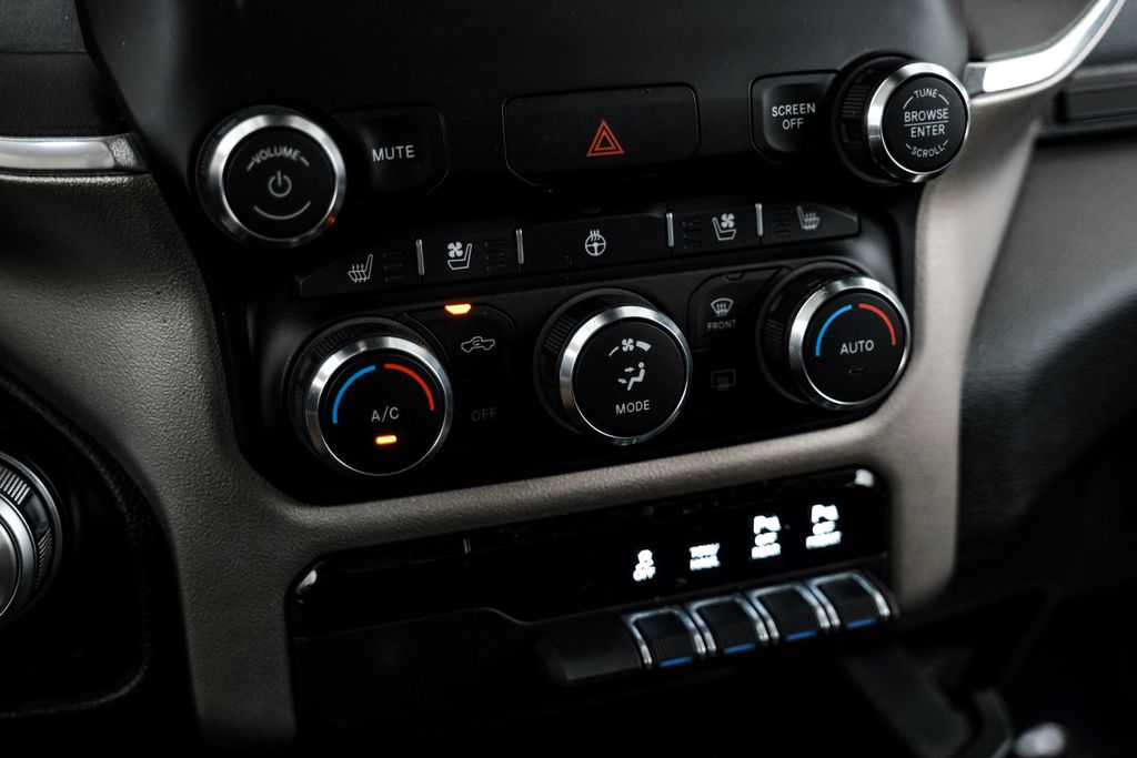 2021 RAM Ram 1500 Pickup Laramie - Photo 25