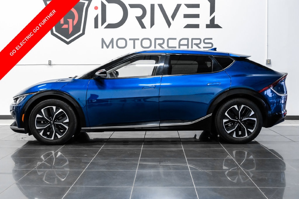 2023 Kia EV6 Wind - Photo 11